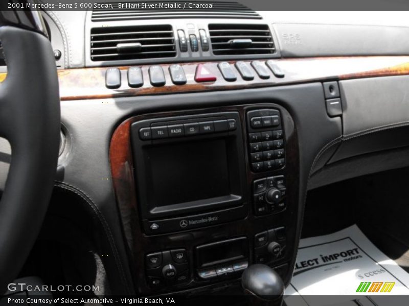 Brilliant Silver Metallic / Charcoal 2001 Mercedes-Benz S 600 Sedan
