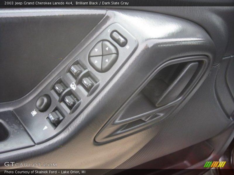 Brilliant Black / Dark Slate Gray 2003 Jeep Grand Cherokee Laredo 4x4
