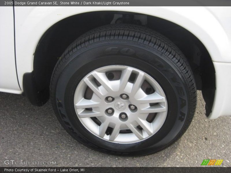 Stone White / Dark Khaki/Light Graystone 2005 Dodge Grand Caravan SE