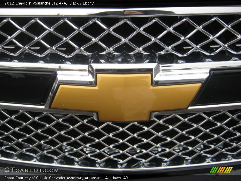 Black / Ebony 2012 Chevrolet Avalanche LTZ 4x4