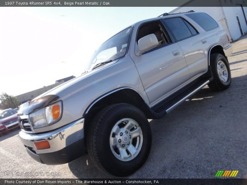 Beige Pearl Metallic / Oak 1997 Toyota 4Runner SR5 4x4