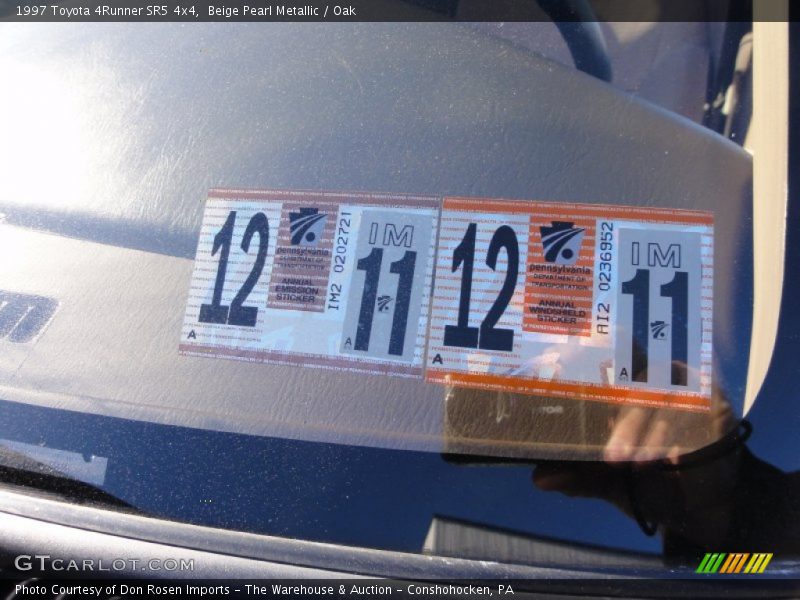 Beige Pearl Metallic / Oak 1997 Toyota 4Runner SR5 4x4