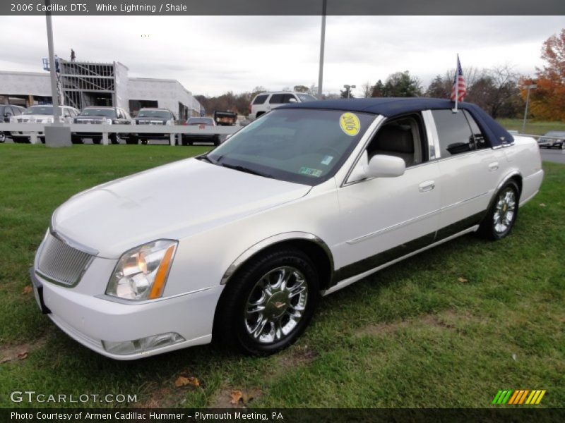 White Lightning / Shale 2006 Cadillac DTS