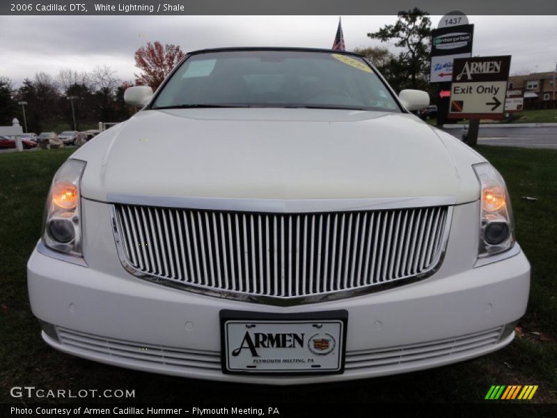 White Lightning / Shale 2006 Cadillac DTS