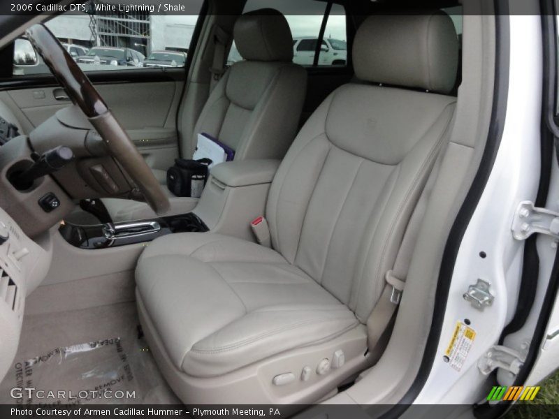 White Lightning / Shale 2006 Cadillac DTS