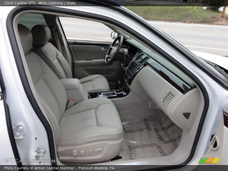 White Lightning / Shale 2006 Cadillac DTS