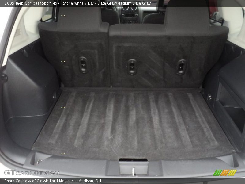Stone White / Dark Slate Gray/Medium Slate Gray 2009 Jeep Compass Sport 4x4