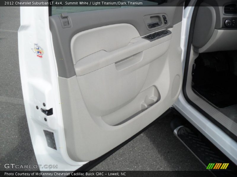 Summit White / Light Titanium/Dark Titanium 2012 Chevrolet Suburban LT 4x4