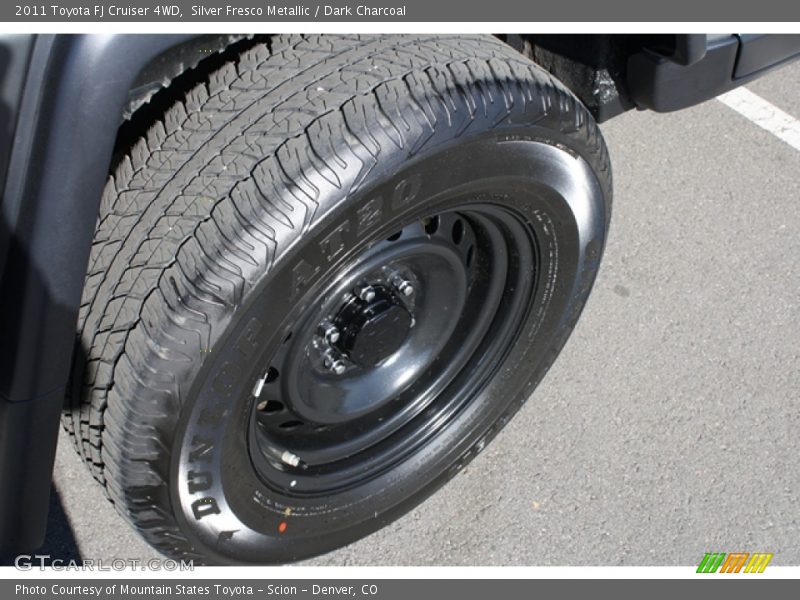 Silver Fresco Metallic / Dark Charcoal 2011 Toyota FJ Cruiser 4WD