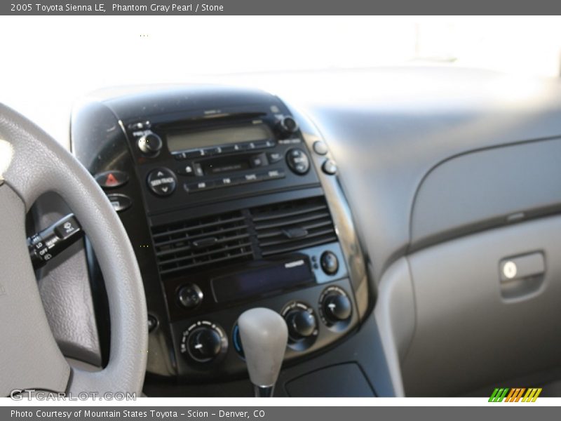 Phantom Gray Pearl / Stone 2005 Toyota Sienna LE