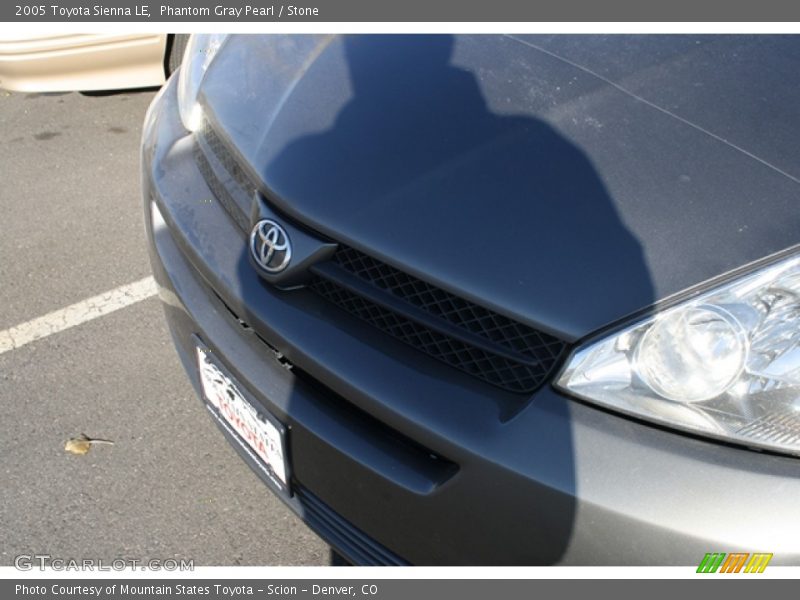Phantom Gray Pearl / Stone 2005 Toyota Sienna LE