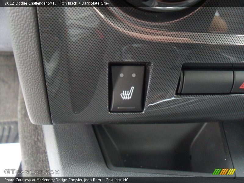 Pitch Black / Dark Slate Gray 2012 Dodge Challenger SXT