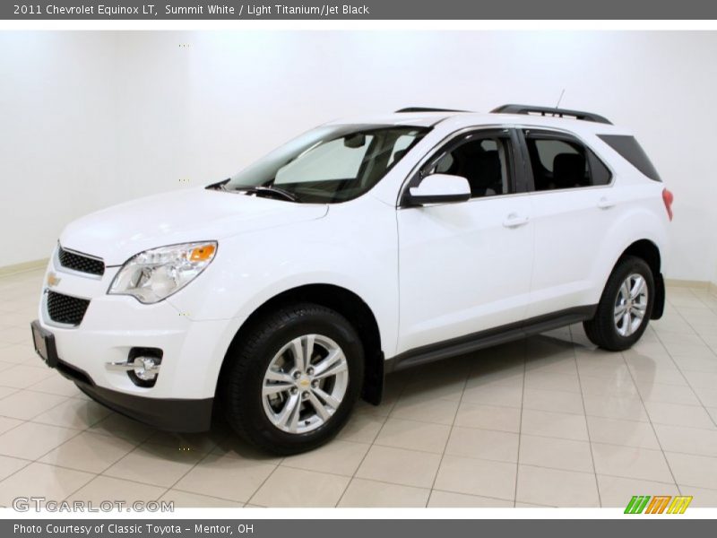 Summit White / Light Titanium/Jet Black 2011 Chevrolet Equinox LT