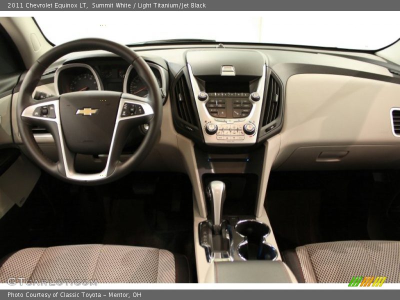 Summit White / Light Titanium/Jet Black 2011 Chevrolet Equinox LT