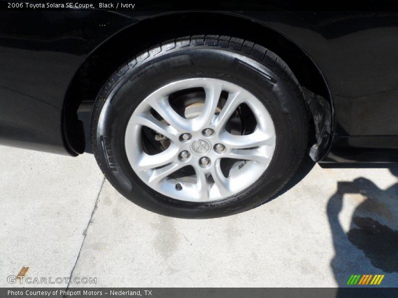 Black / Ivory 2006 Toyota Solara SE Coupe