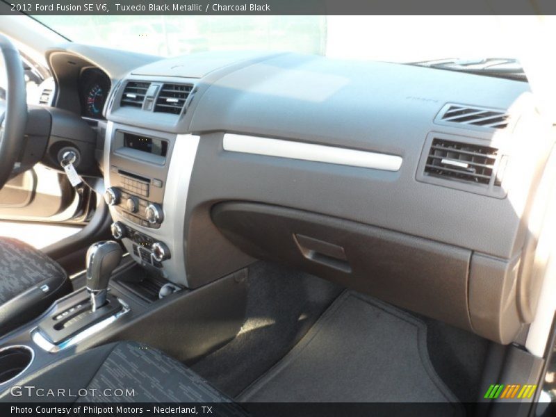 Tuxedo Black Metallic / Charcoal Black 2012 Ford Fusion SE V6
