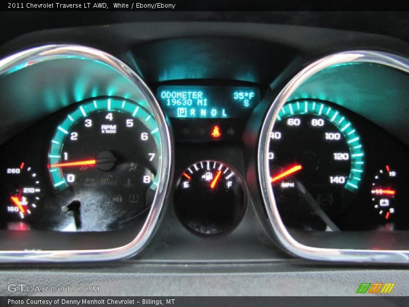 White / Ebony/Ebony 2011 Chevrolet Traverse LT AWD