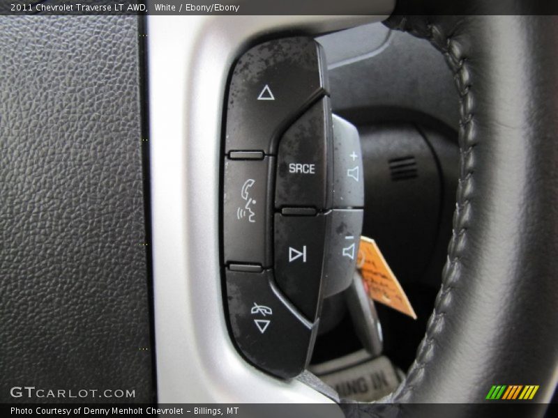White / Ebony/Ebony 2011 Chevrolet Traverse LT AWD