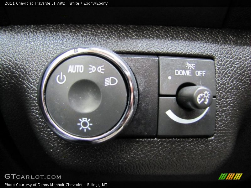 White / Ebony/Ebony 2011 Chevrolet Traverse LT AWD