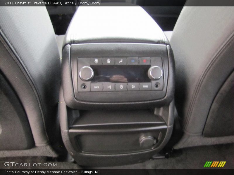 White / Ebony/Ebony 2011 Chevrolet Traverse LT AWD
