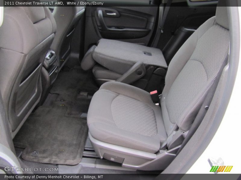 White / Ebony/Ebony 2011 Chevrolet Traverse LT AWD