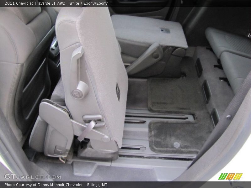White / Ebony/Ebony 2011 Chevrolet Traverse LT AWD