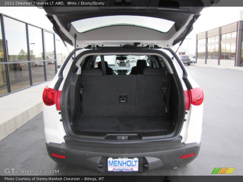 White / Ebony/Ebony 2011 Chevrolet Traverse LT AWD