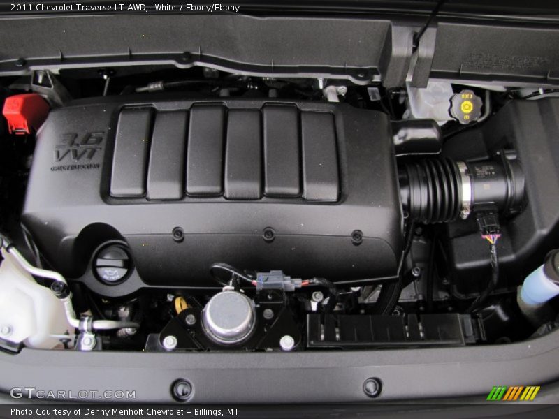 White / Ebony/Ebony 2011 Chevrolet Traverse LT AWD