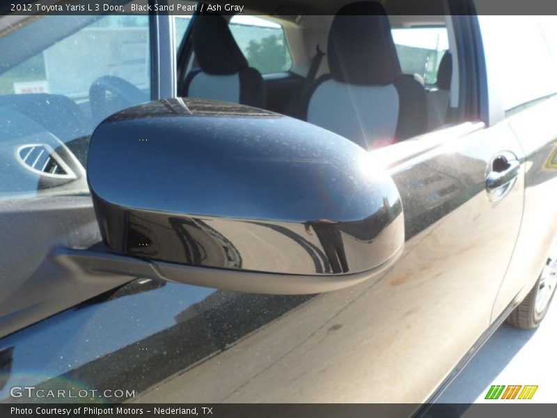 Black Sand Pearl / Ash Gray 2012 Toyota Yaris L 3 Door
