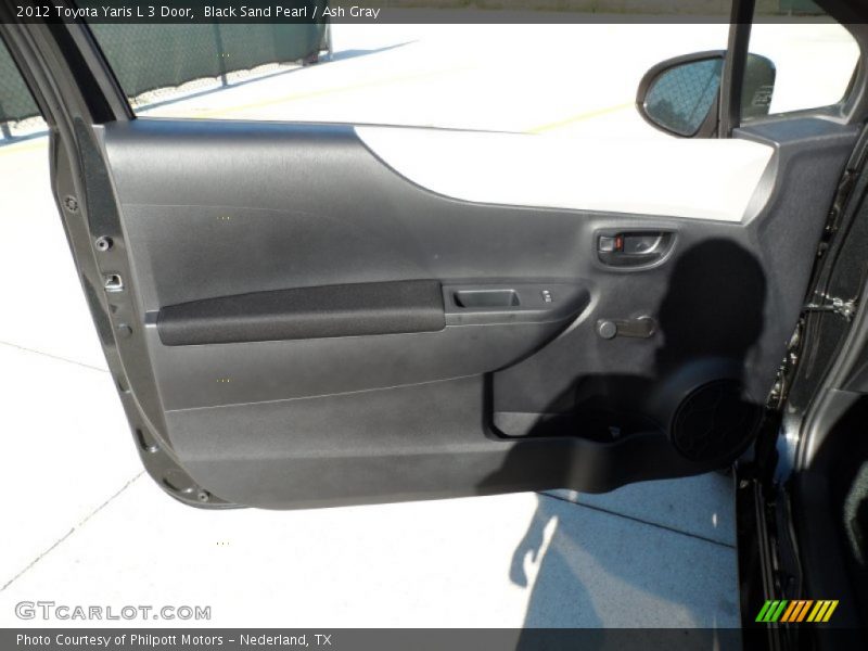 Black Sand Pearl / Ash Gray 2012 Toyota Yaris L 3 Door