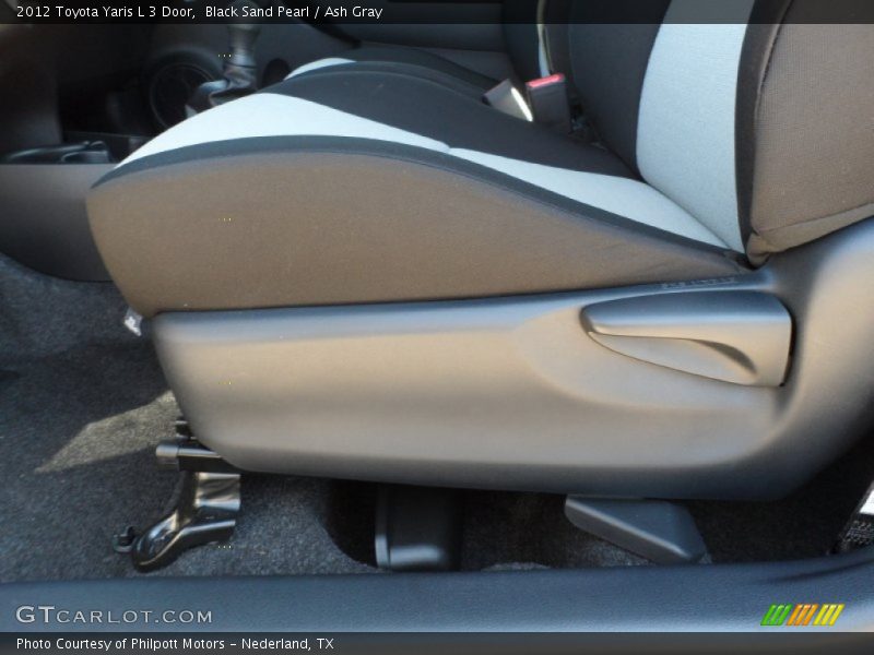 Black Sand Pearl / Ash Gray 2012 Toyota Yaris L 3 Door