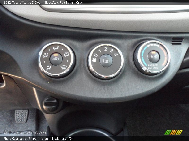 Black Sand Pearl / Ash Gray 2012 Toyota Yaris L 3 Door