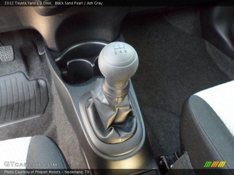  2012 Yaris L 3 Door 5 Speed Manual Shifter