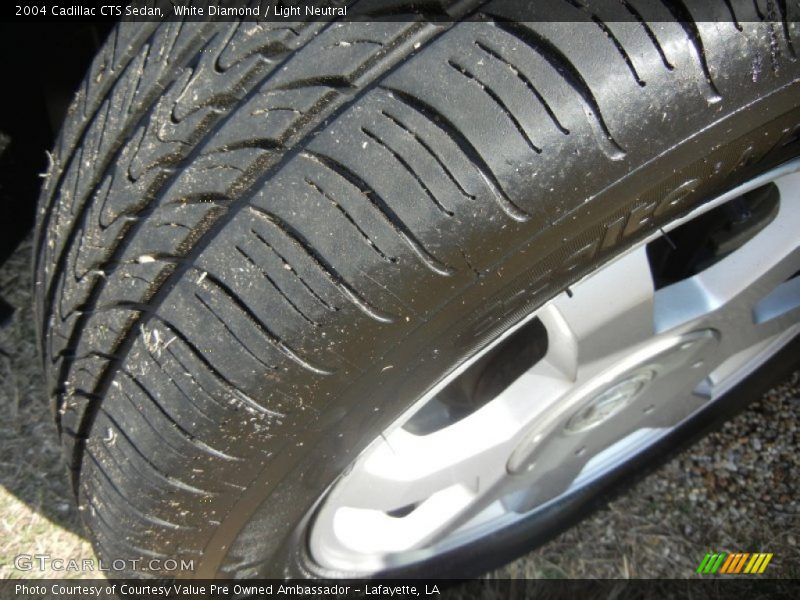 White Diamond / Light Neutral 2004 Cadillac CTS Sedan