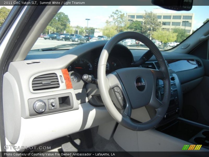 Summit White / Light Titanium 2011 GMC Yukon SLT