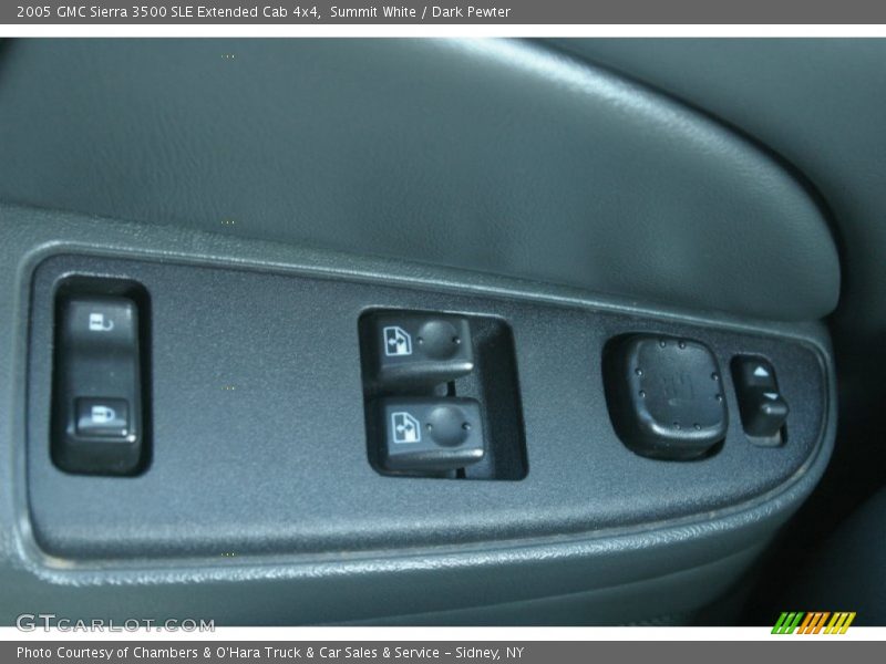 Summit White / Dark Pewter 2005 GMC Sierra 3500 SLE Extended Cab 4x4