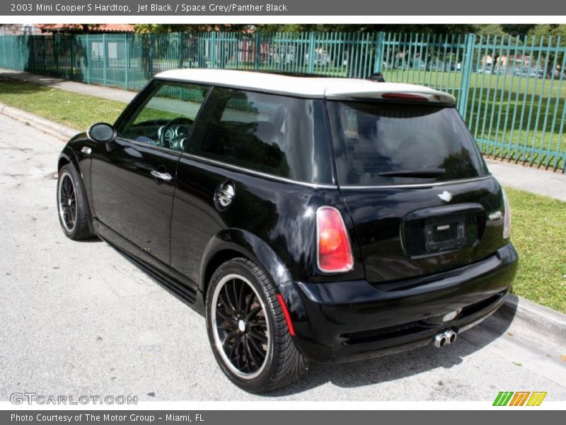 Jet Black / Space Grey/Panther Black 2003 Mini Cooper S Hardtop