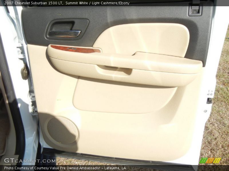 Summit White / Light Cashmere/Ebony 2007 Chevrolet Suburban 1500 LT