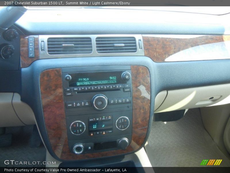 Summit White / Light Cashmere/Ebony 2007 Chevrolet Suburban 1500 LT