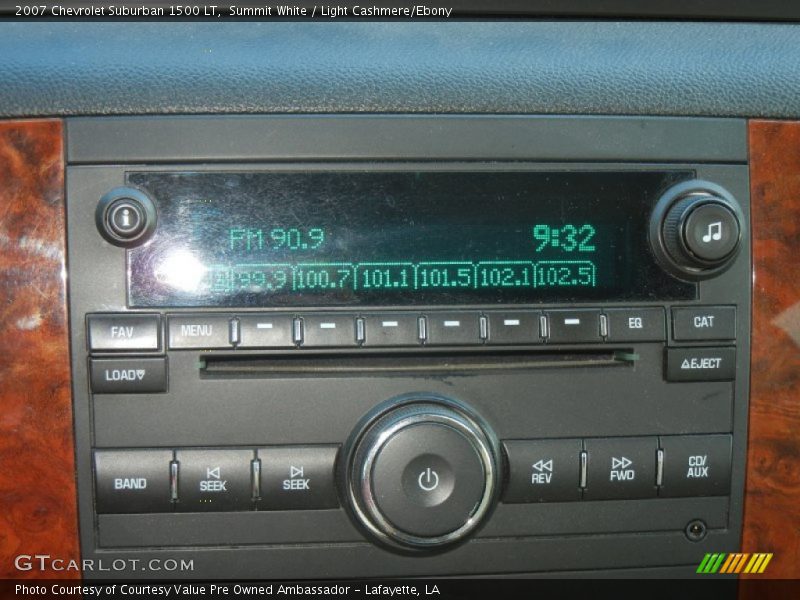 Summit White / Light Cashmere/Ebony 2007 Chevrolet Suburban 1500 LT