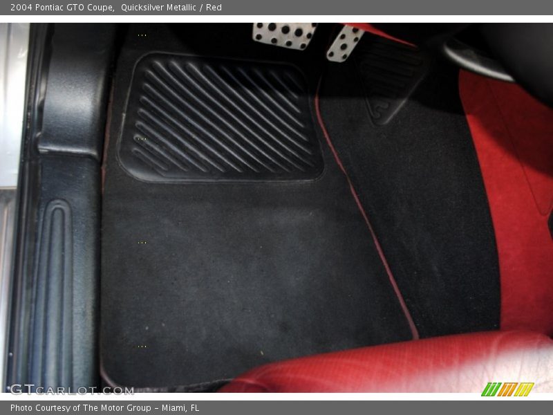 Quicksilver Metallic / Red 2004 Pontiac GTO Coupe