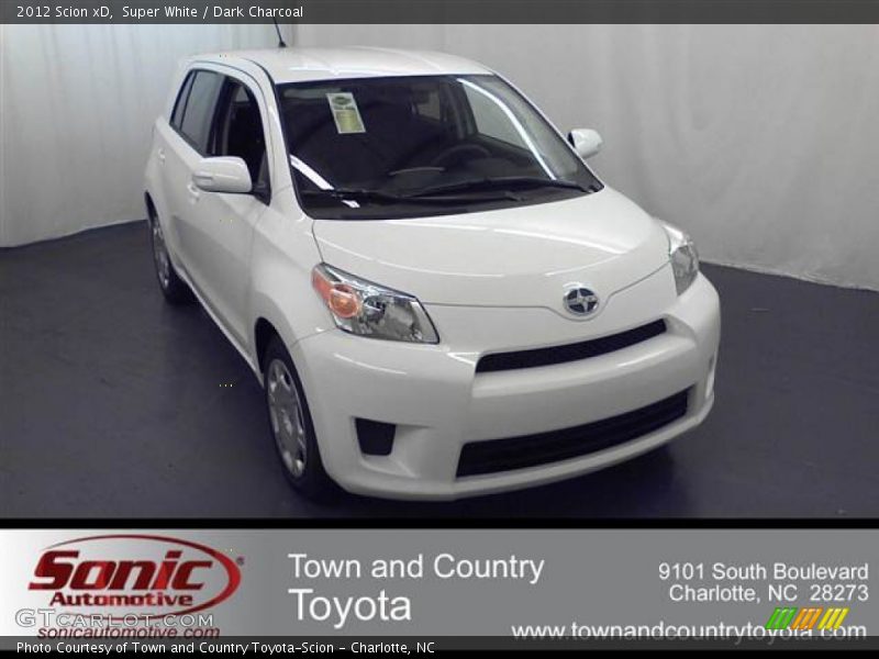 Super White / Dark Charcoal 2012 Scion xD