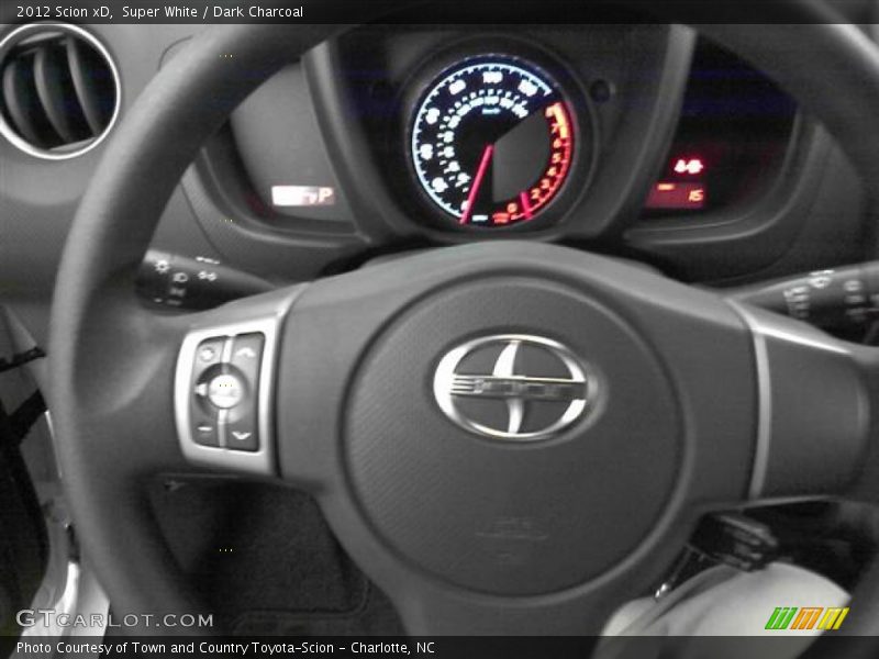 Super White / Dark Charcoal 2012 Scion xD