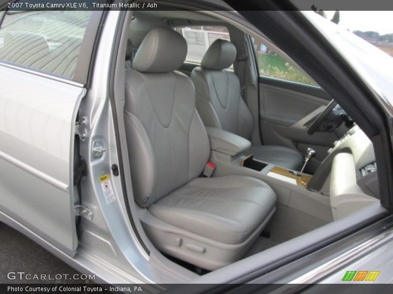 Titanium Metallic / Ash 2007 Toyota Camry XLE V6