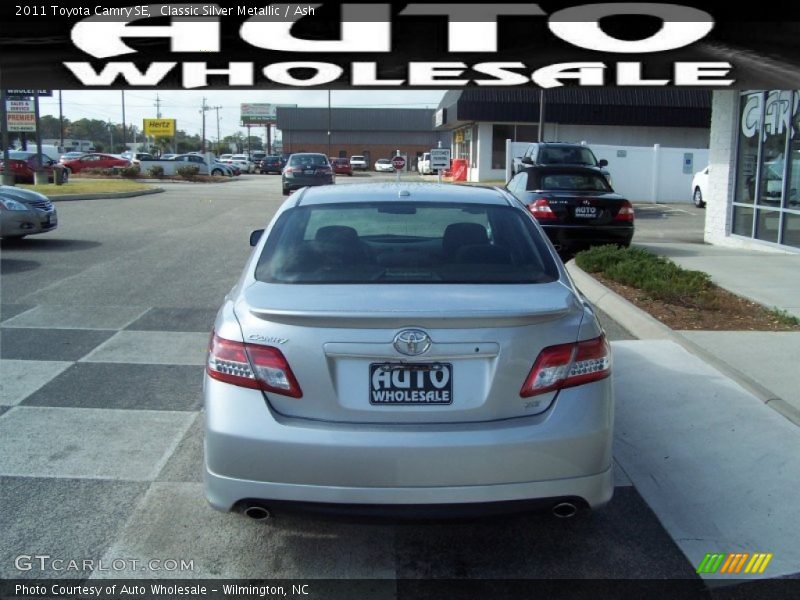 Classic Silver Metallic / Ash 2011 Toyota Camry SE