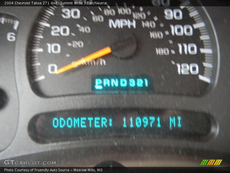 Summit White / Tan/Neutral 2004 Chevrolet Tahoe Z71 4x4