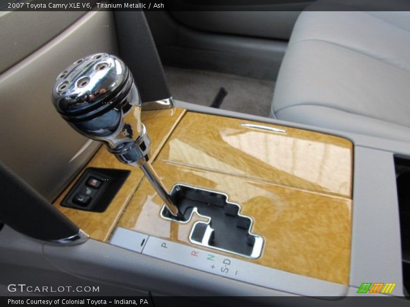 Titanium Metallic / Ash 2007 Toyota Camry XLE V6