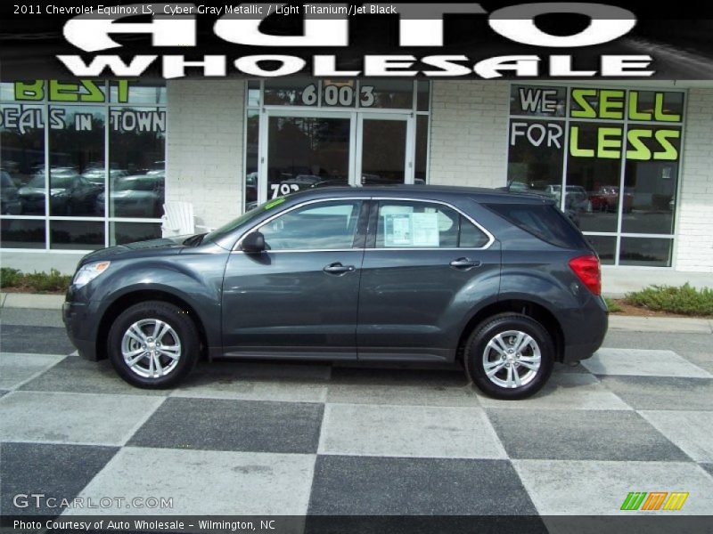 Cyber Gray Metallic / Light Titanium/Jet Black 2011 Chevrolet Equinox LS