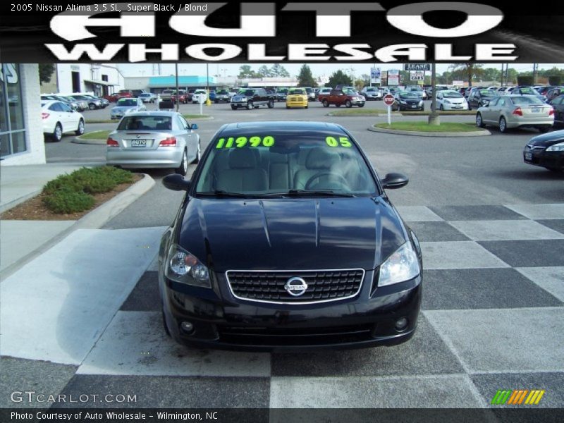 Super Black / Blond 2005 Nissan Altima 3.5 SL