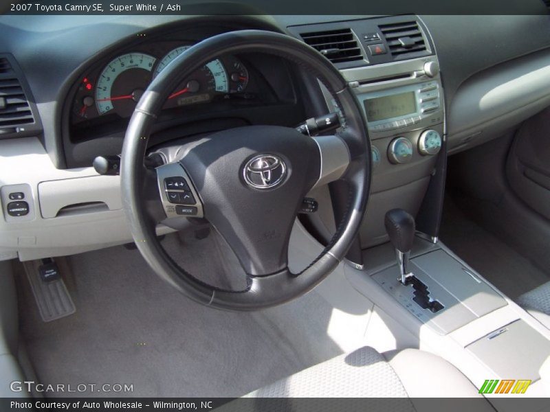 Super White / Ash 2007 Toyota Camry SE